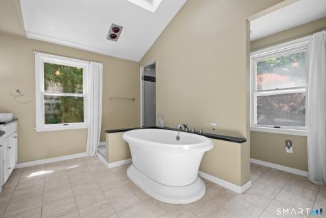 77 Hesseky Meadow Road Woodbury CT 06798