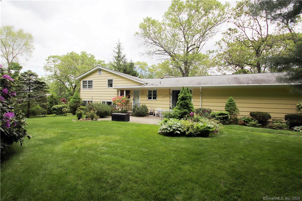 37 Brookwood Lane Shelton CT 06484