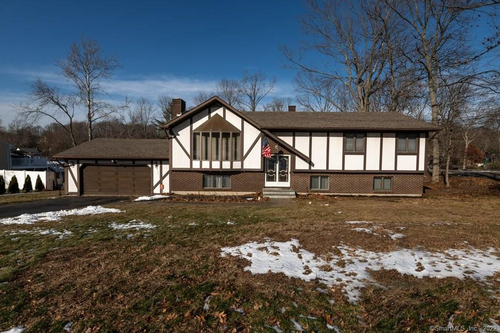 9 Jardin Drive East Haven CT 06513