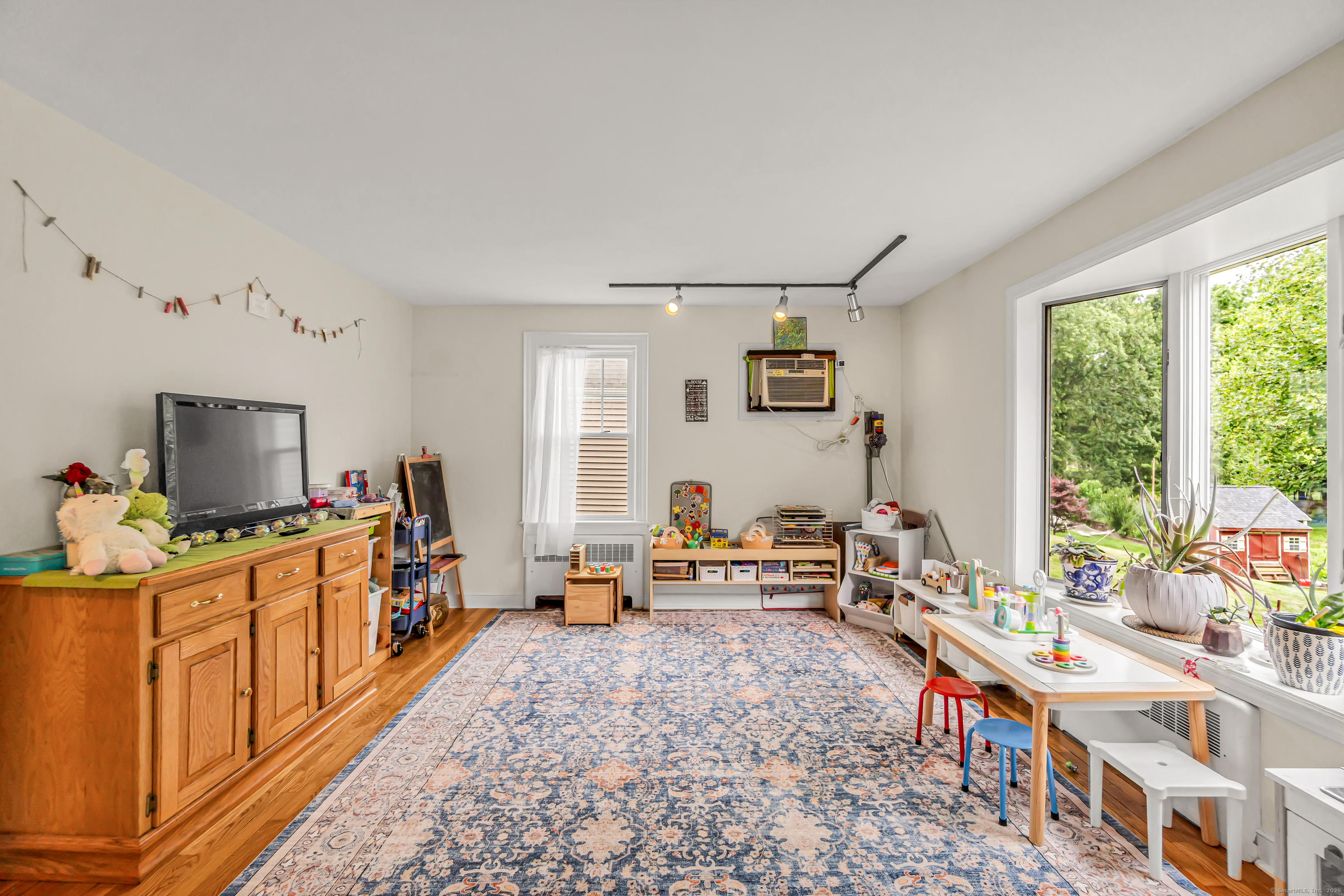 492 North Street Milford CT 06461