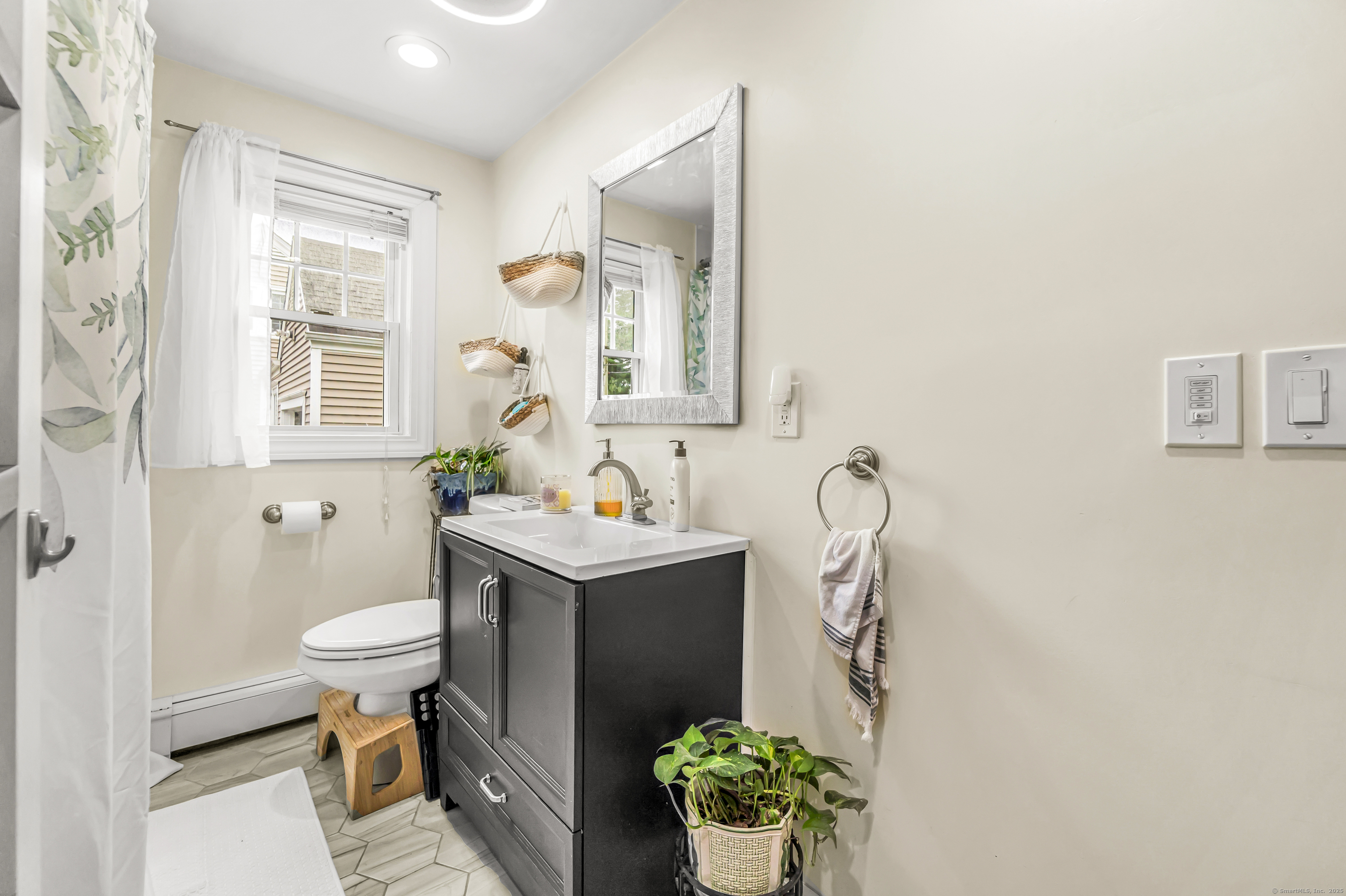 492 North Street Milford CT 06461