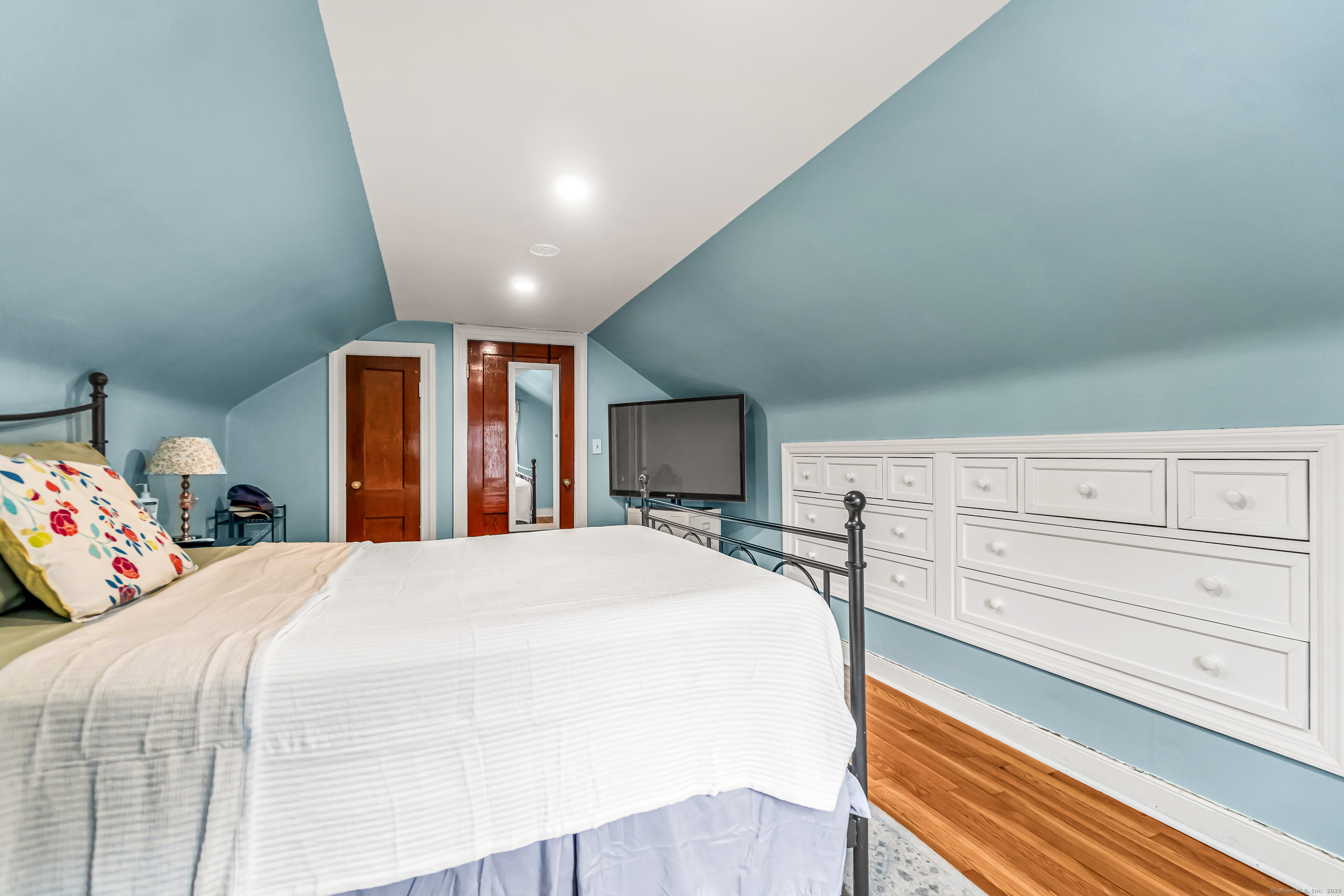 492 North Street Milford CT 06461