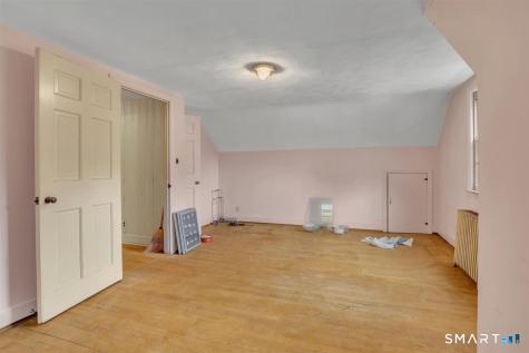 30 Eleanor Place Newington CT 06111