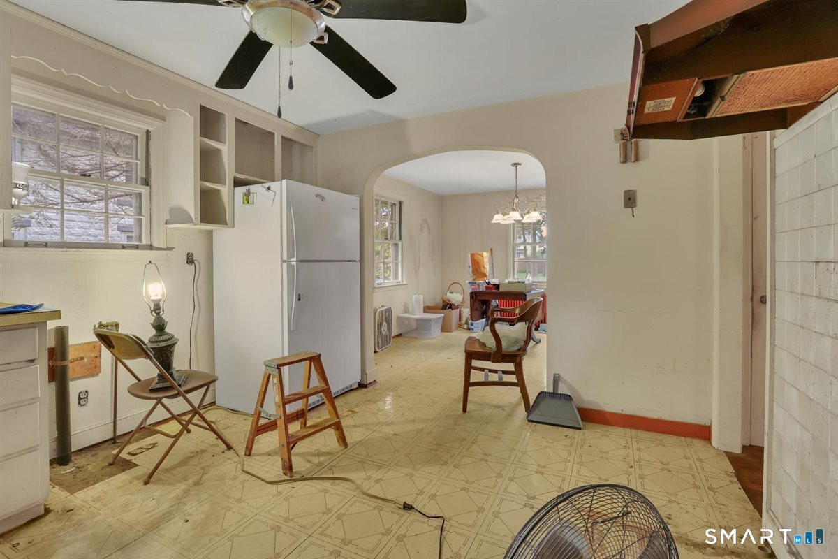30 Eleanor Place Newington CT 06111