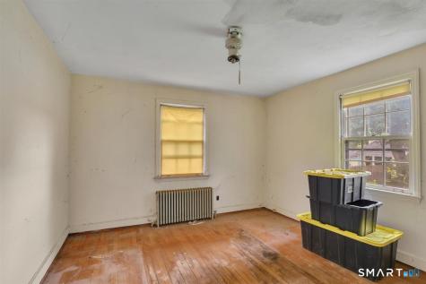 30 Eleanor Place Newington CT 06111
