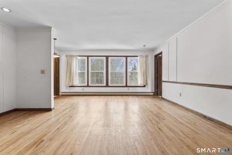 4 Twist Hill Road Newtown CT 06470