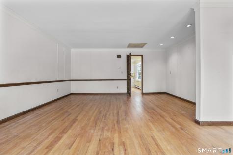 4 Twist Hill Road Newtown CT 06470