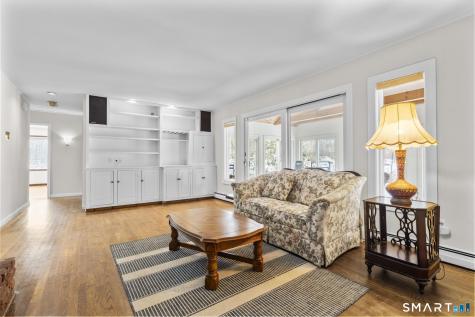 4 Twist Hill Road Newtown CT 06470