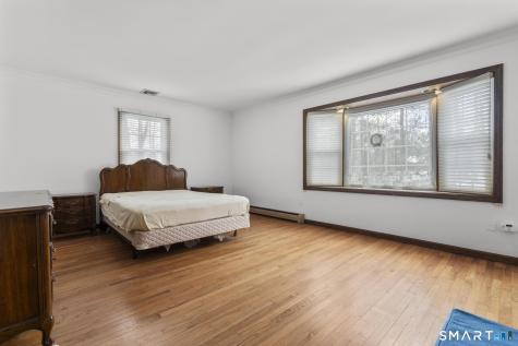 4 Twist Hill Road Newtown CT 06470