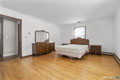 4 Twist Hill Road Newtown CT 06470