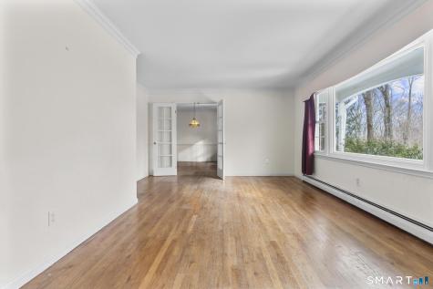 4 Twist Hill Road Newtown CT 06470