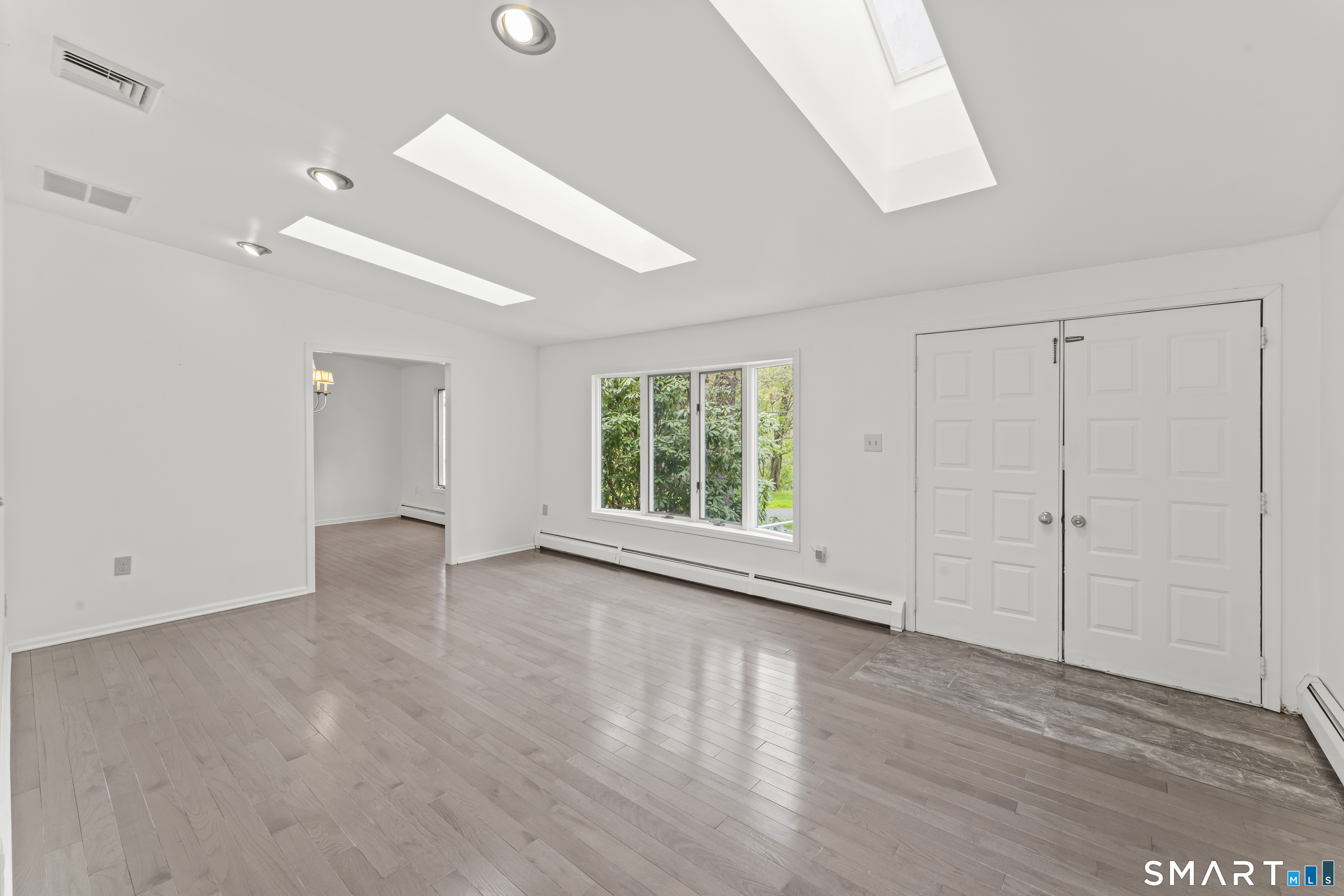 89 Cranbury Drive Trumbull CT 06611
