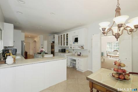 123A Peaceable Street Redding CT 06896