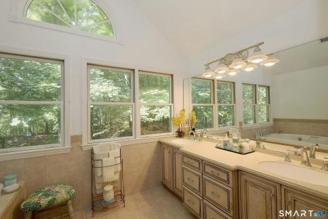 123A Peaceable Street Redding CT 06896