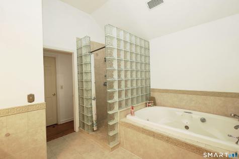 123A Peaceable Street Redding CT 06896