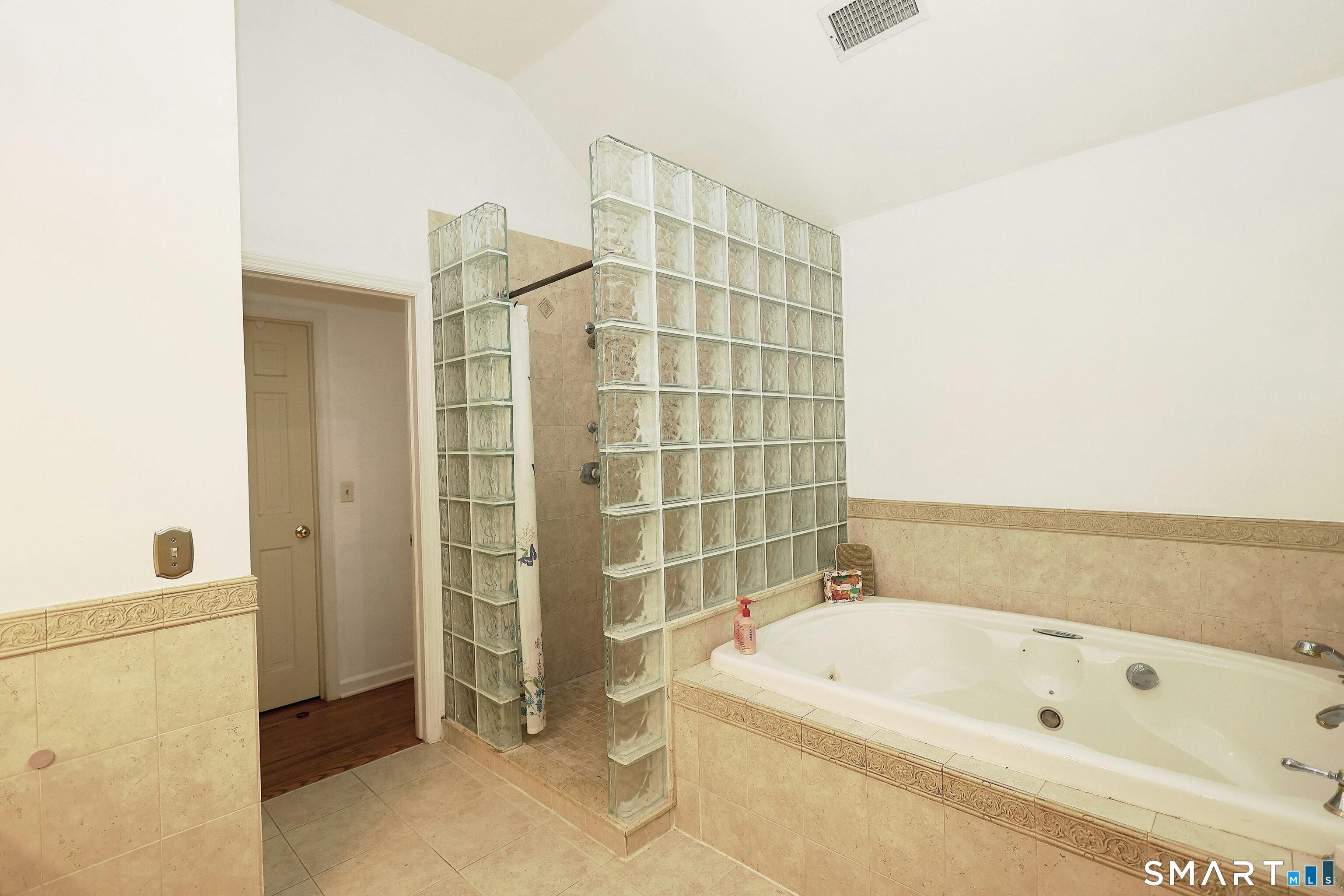 123A Peaceable Street Redding CT 06896