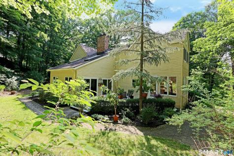 123A Peaceable Street Redding CT 06896