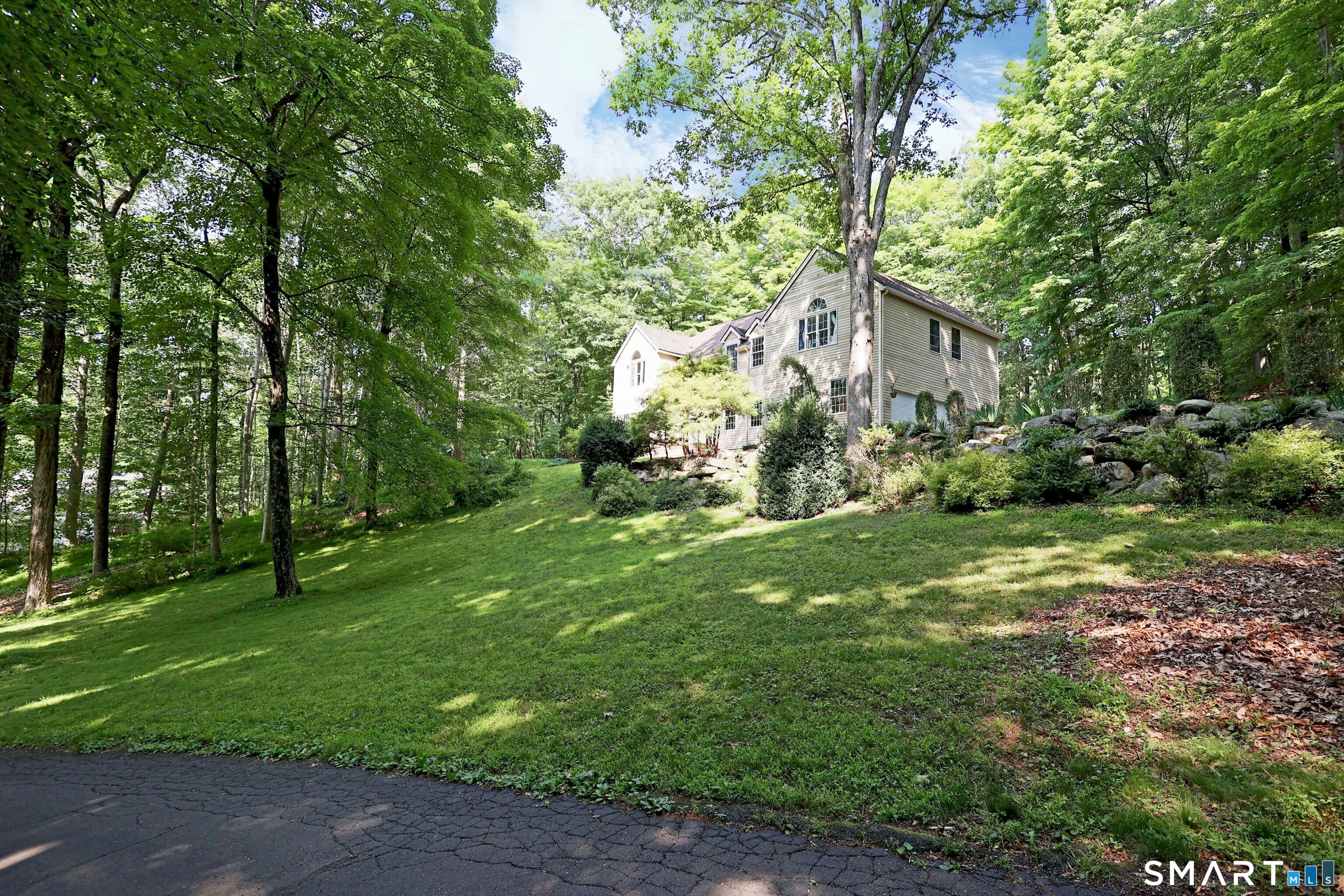 123A Peaceable Street Redding CT 06896