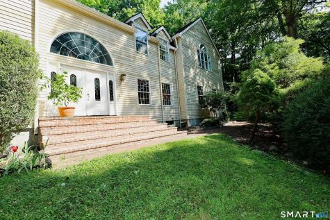 123A Peaceable Street Redding CT 06896