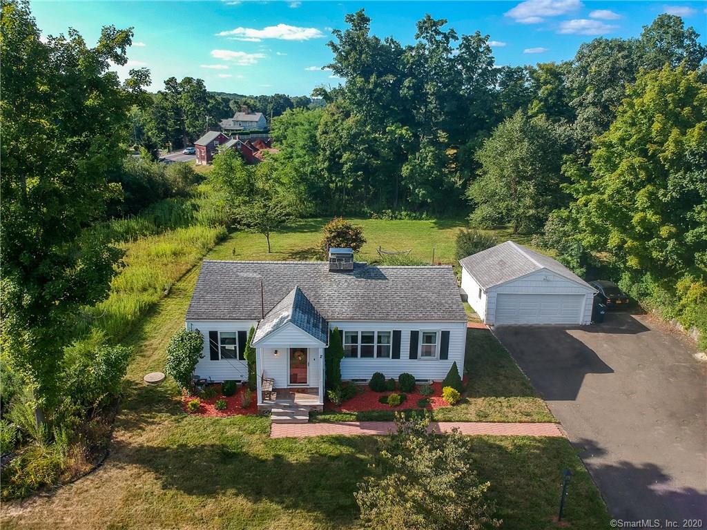 2 Pembroke Terrace Danbury CT 06811