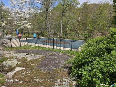 11 Autumn Lane Clinton CT 06413