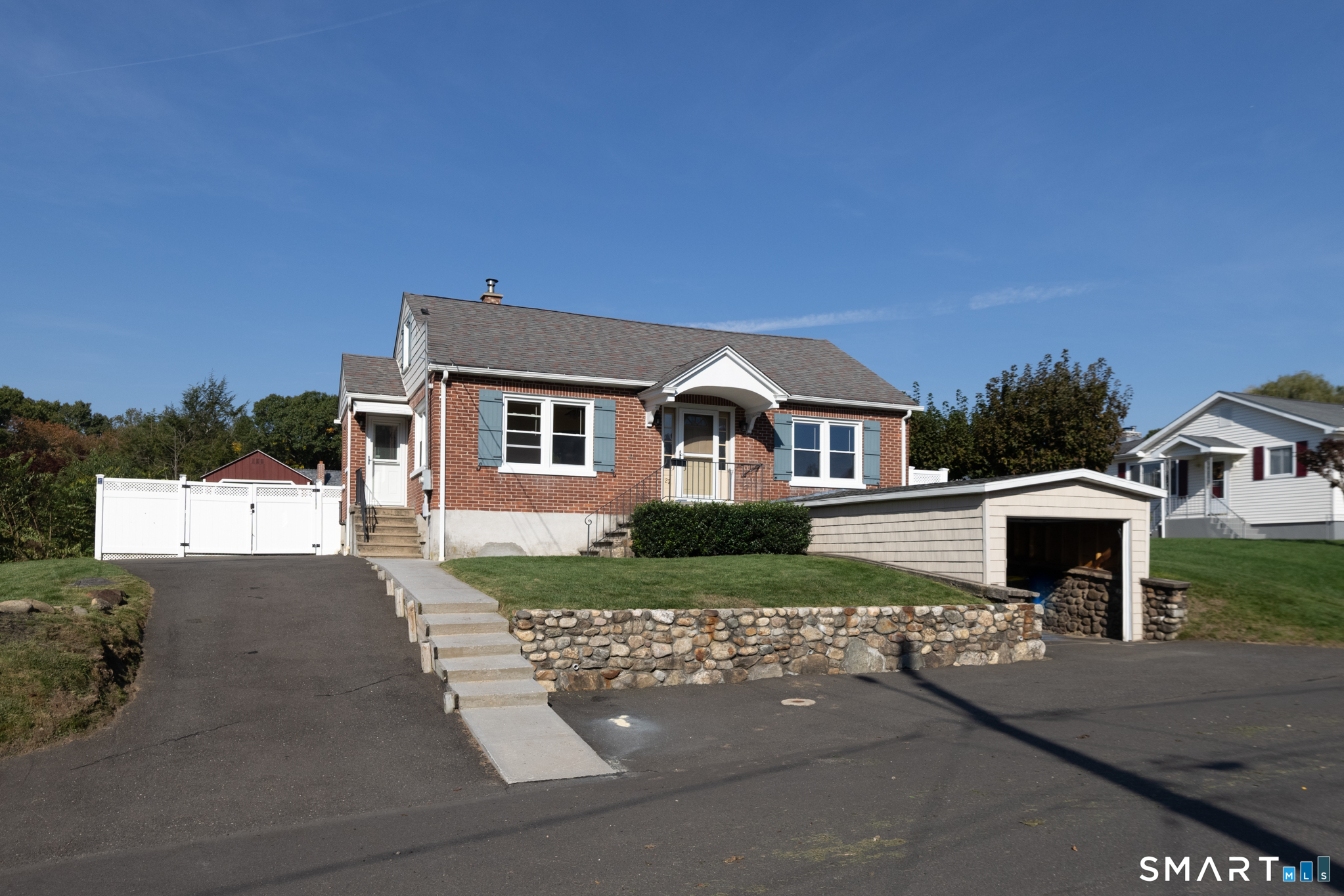 27 Kodak Street Waterbury CT 06704