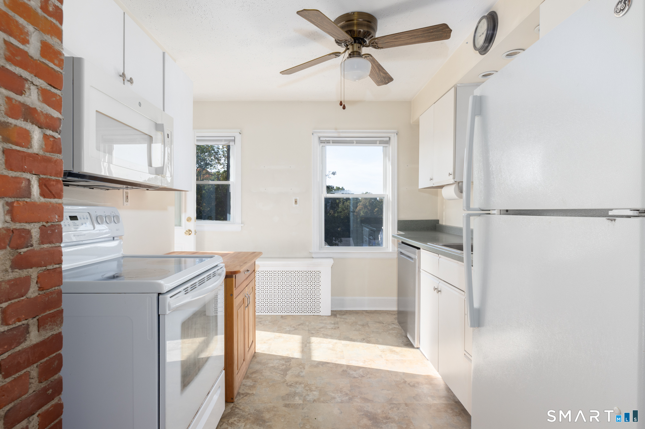 27 Kodak Street Waterbury CT 06704