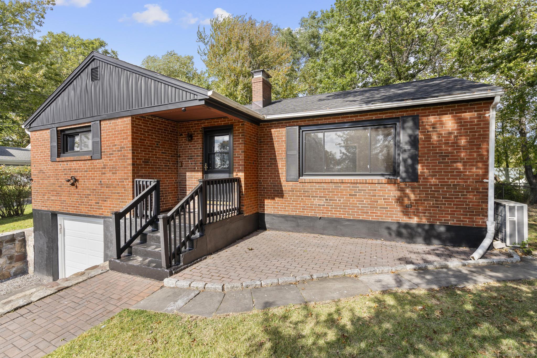 3 Saville Street Windsor CT 06095