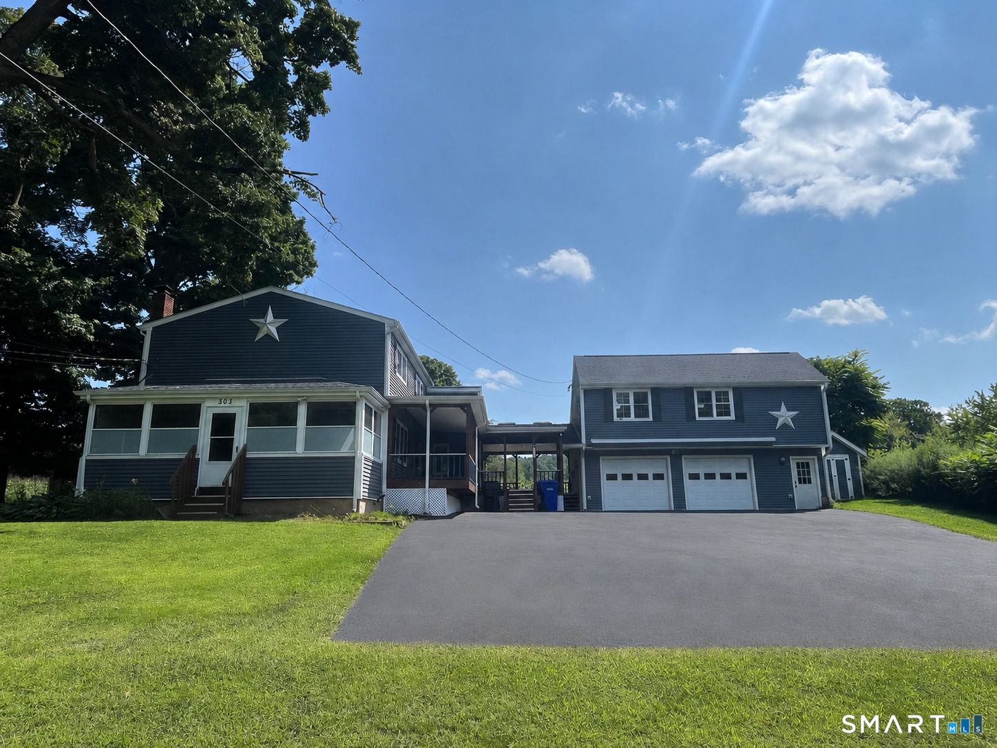Ellington CT, 303 Somers Road