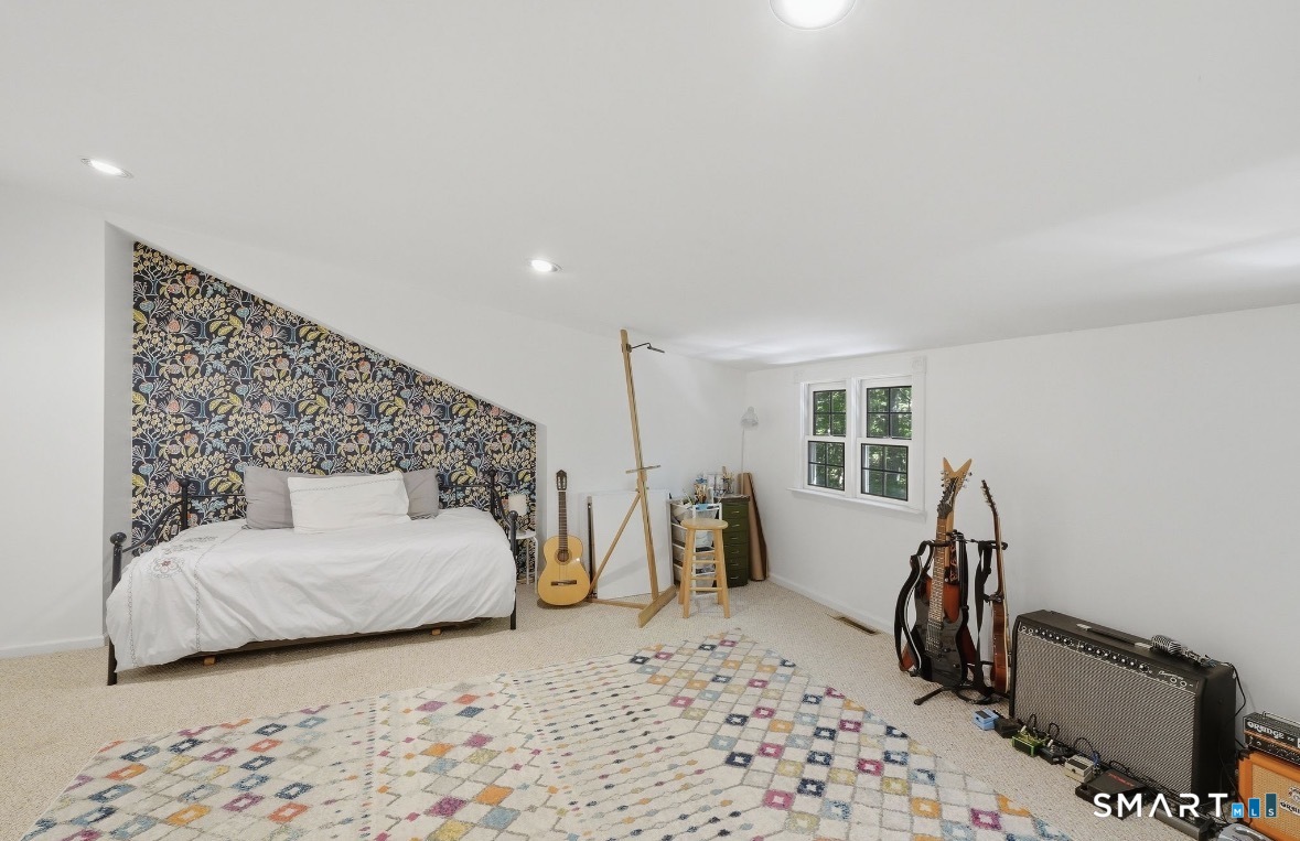 93 Maillet Lane New Hartford CT 06057