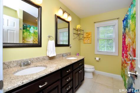 1 Ridgeview Drive Farmington CT 06032
