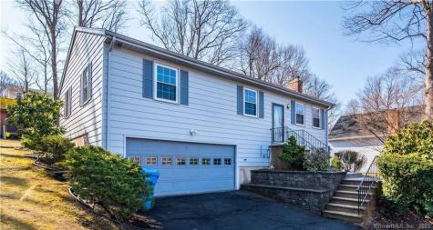 105 Muir Avenue Bristol CT 06010