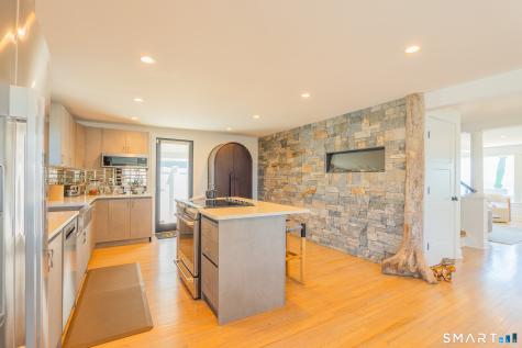 49 Hammock Road Clinton CT 06413
