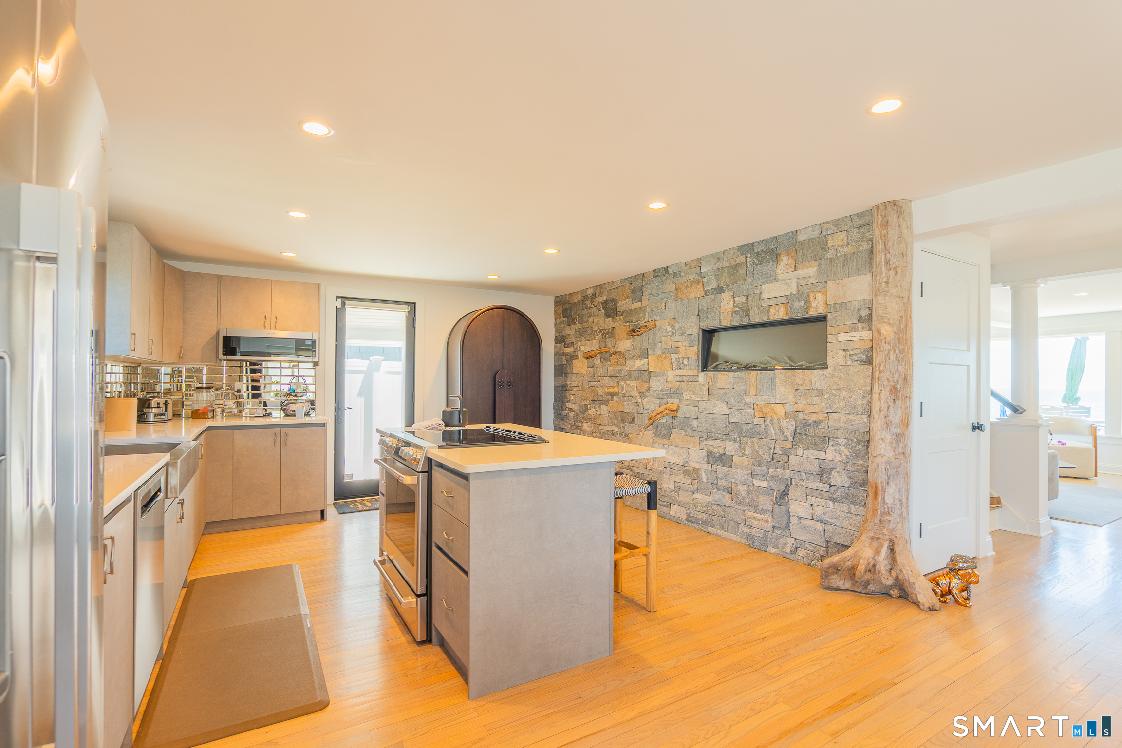 49 Hammock Road Clinton CT 06413