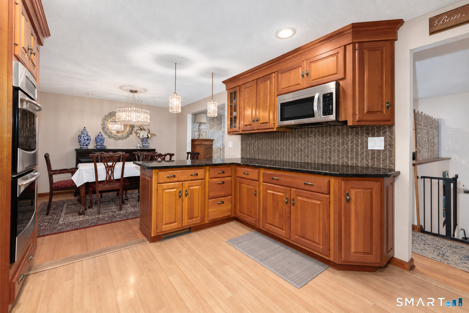 306 Wintergreen Avenue Hamden CT 06514