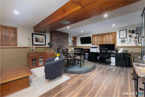 306 Wintergreen Avenue Hamden CT 06514
