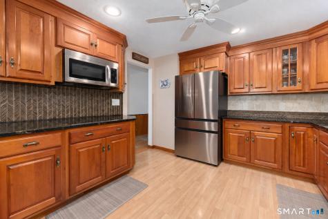 306 Wintergreen Avenue Hamden CT 06514