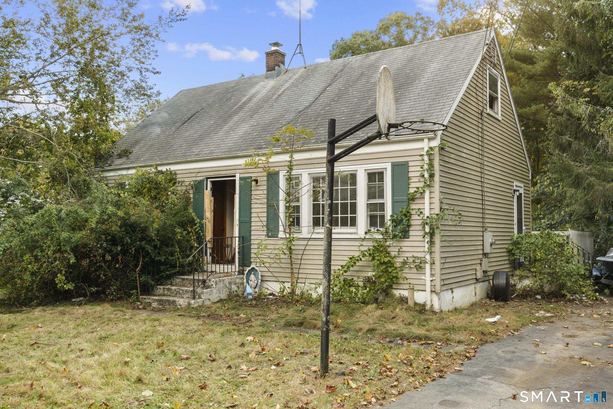 63 Glendale Road Montville CT 06370