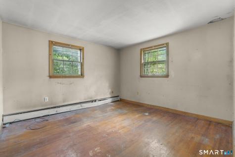 63 Glendale Road Montville CT 06370