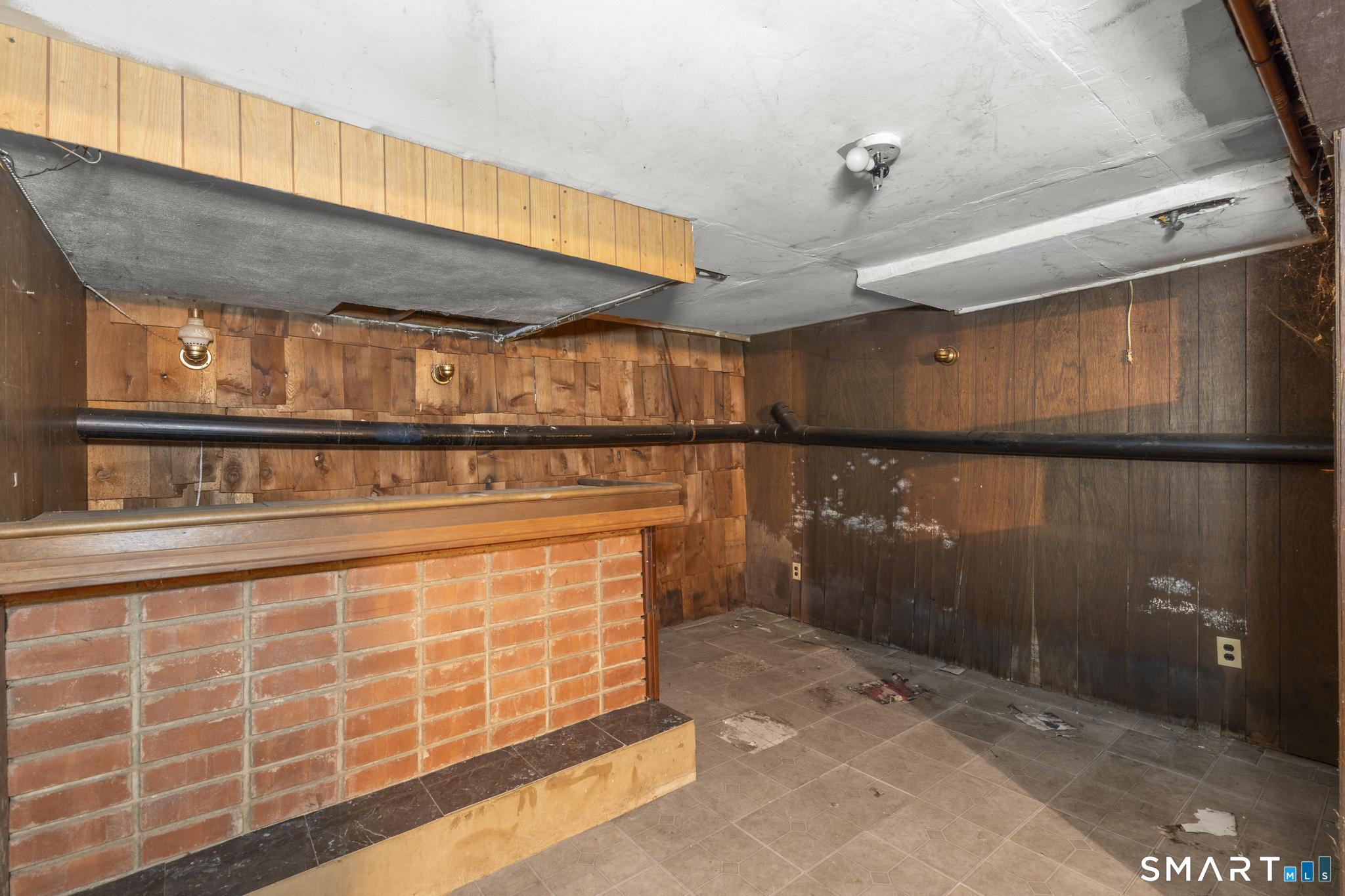 63 Glendale Road Montville CT 06370