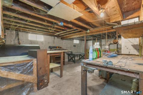 63 Glendale Road Montville CT 06370