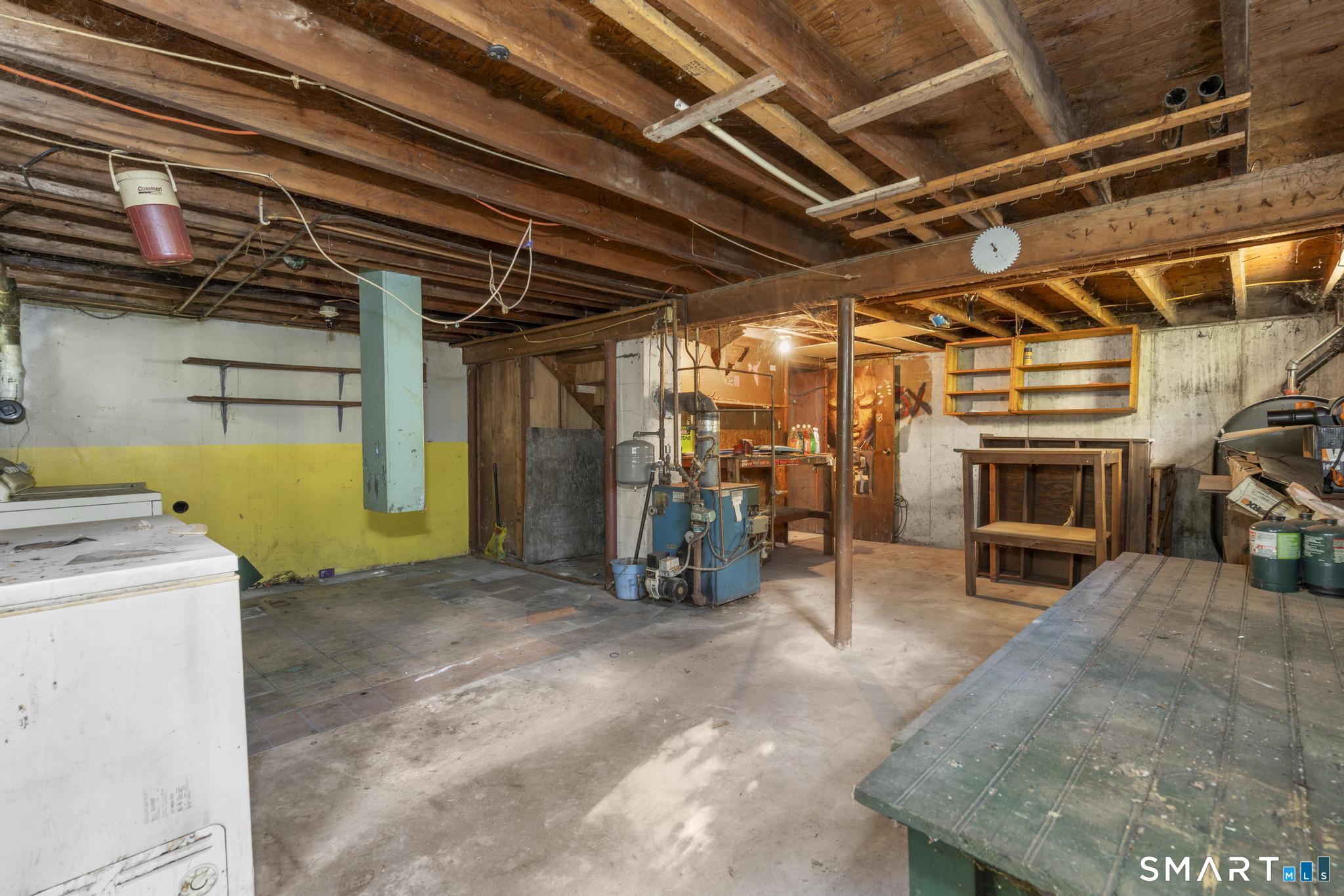 63 Glendale Road Montville CT 06370