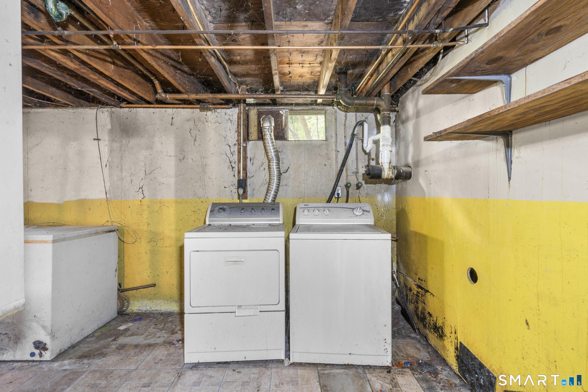 63 Glendale Road Montville CT 06370