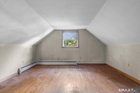 63 Glendale Road Montville CT 06370