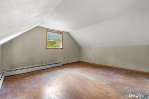 63 Glendale Road Montville CT 06370