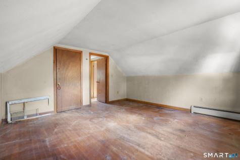63 Glendale Road Montville CT 06370