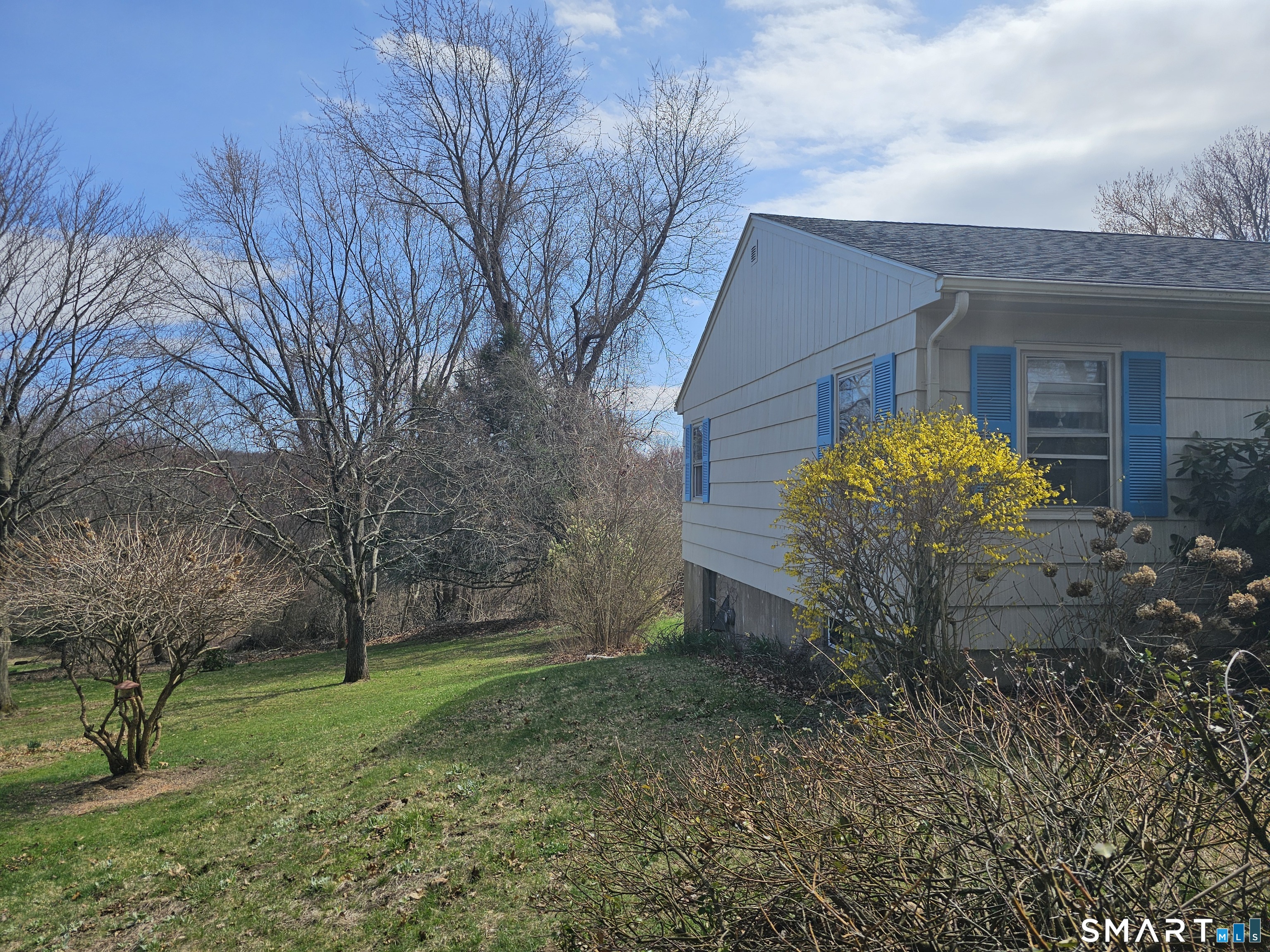 341 Harland Road Norwich CT 06360
