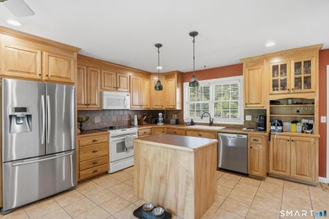 48 Case Road Burlington CT 06013