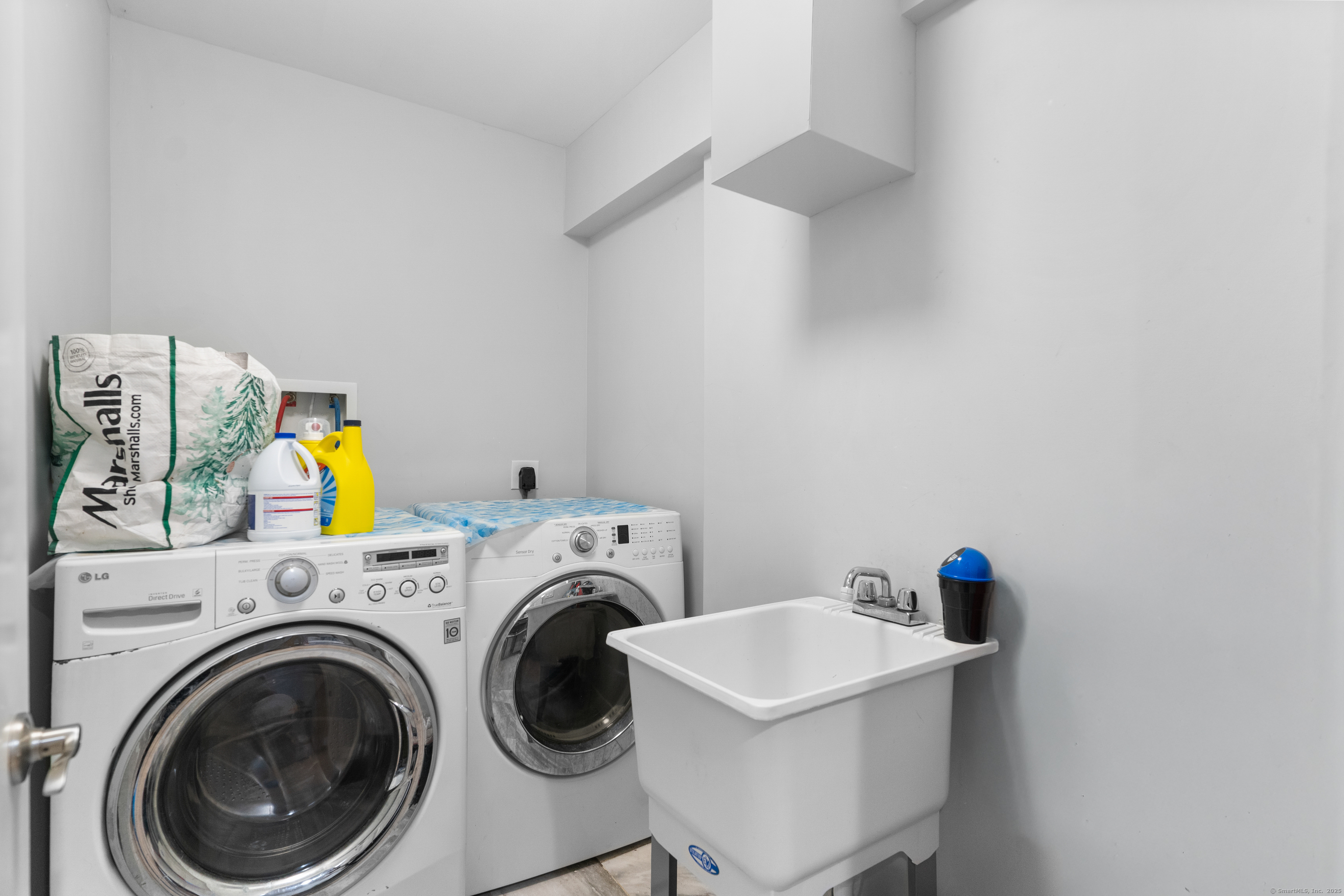 123 Exeter Street Bridgeport CT 06606