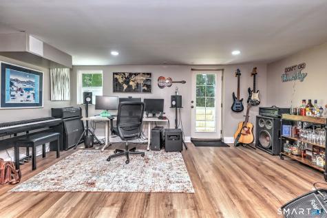 37 Deer Park Road Simsbury CT 06089